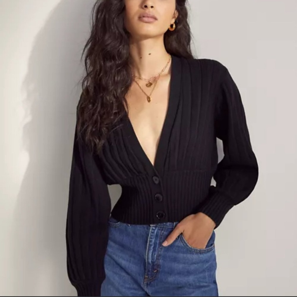 Wilfred
Plunge Front Cardigan